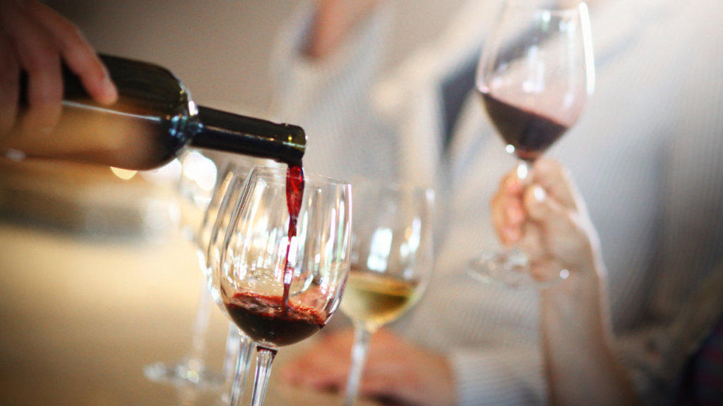 wine glass aroma